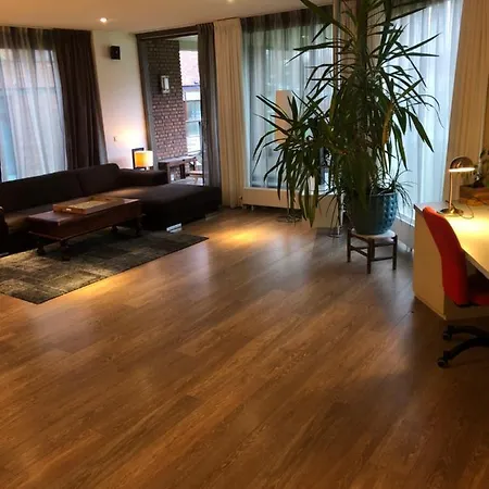 Lounge Park Апартаменты *