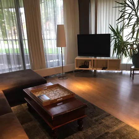 アパート Lounge Park